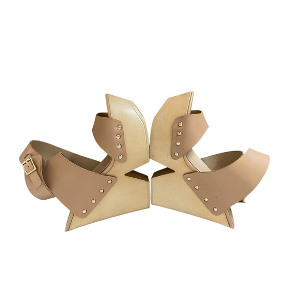 BCBGMaxAzria Tan Platform Wedge Sandal Sz 7.5 - Picture 10 of 10